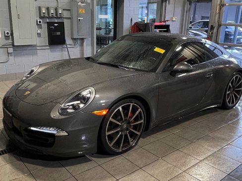 Used 2013 Porsche 911 Carrera 4S image 1