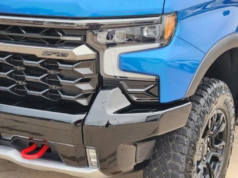 Used 2023 Chevrolet Silverado 1500 ZR2 w/ Technology Package image 16