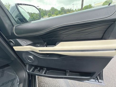 Used 2021 Ford Expedition Platinum AWD/4WD image 35