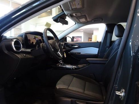 New 2026 Chevrolet Trax LT w/ Driver Confidence Package image 4