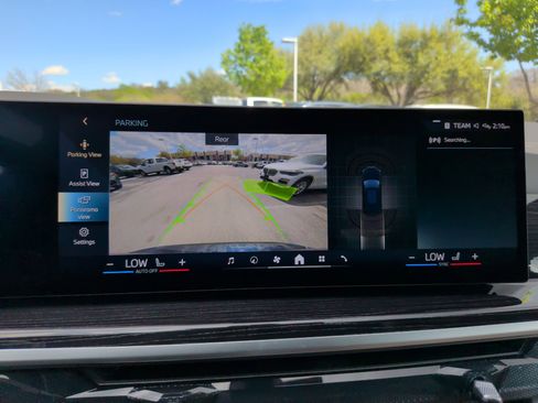 Certified 2025 BMW X5 xDrive50e w/ M Sport Package image 18