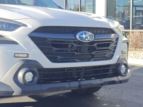 Used 2024 Subaru Outback Premium image 31