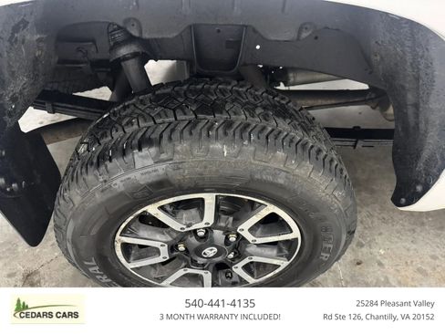 Used 2015 Toyota Tundra Limited w/ Limited Premium Package image 17