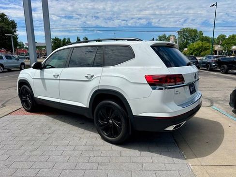 Certified 2023 Volkswagen Atlas SE w/ Panoramic Sunroof Package AWD/4WD image 5