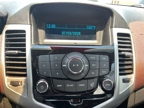 Used 2012 Chevrolet Cruze LT FWD image 18