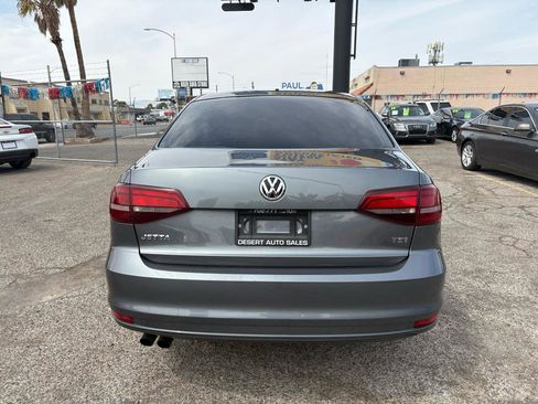 Used 2017 Volkswagen Jetta S w/ Jetta S Cold Weather Package image 5