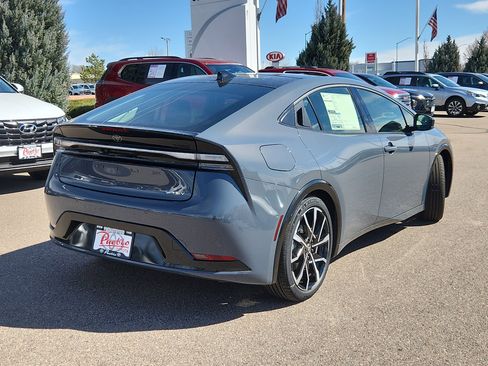 New 2026 Toyota Prius Plug-In Hybrid image 3