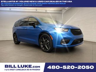 New 2026 Chrysler Pacifica Select w/ S Appearance Package video 1