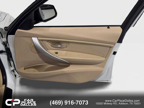 Used 2014 BMW 320i xDrive Sedan AWD/4WD image 27