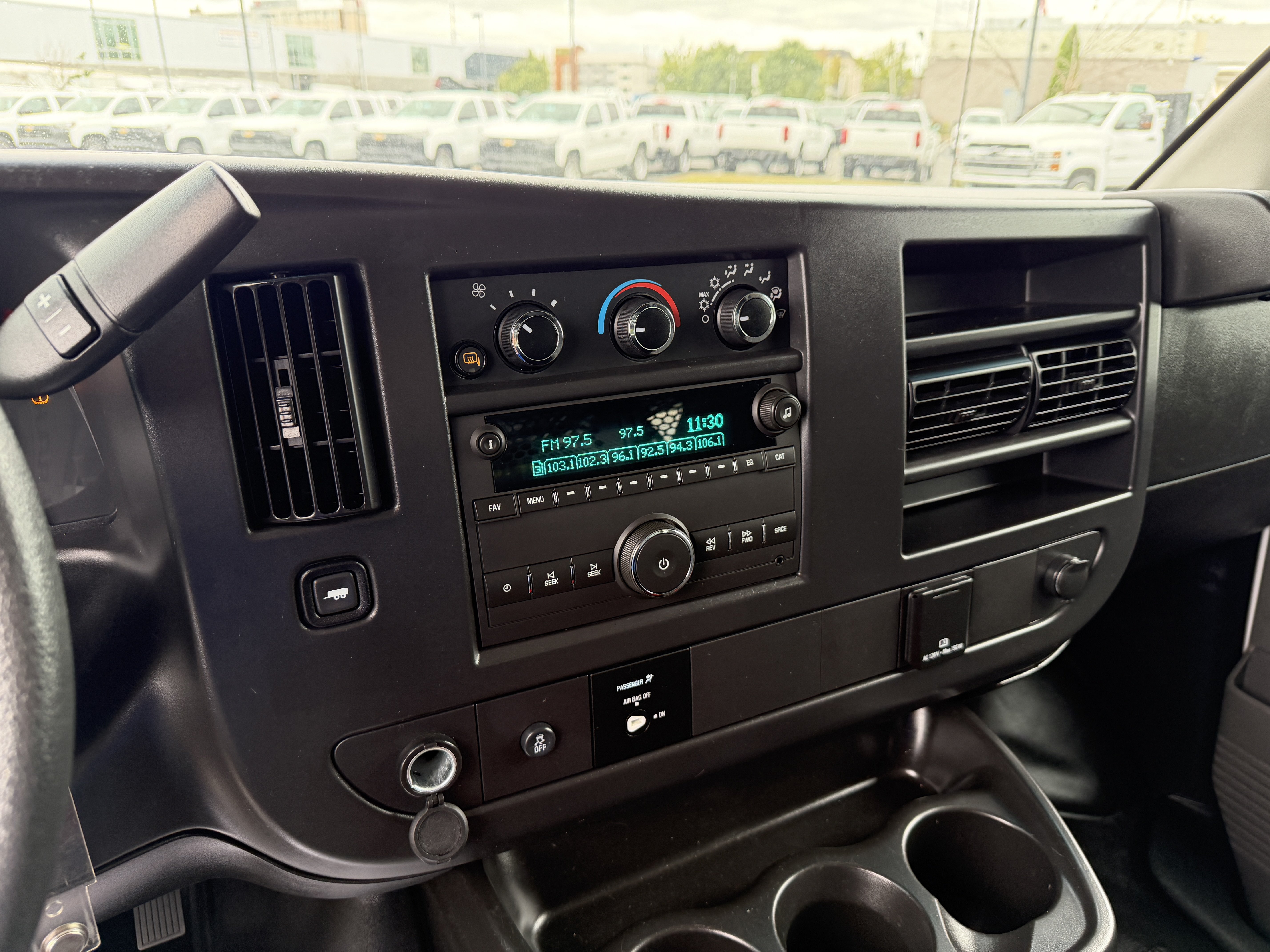 Used 2025 Chevrolet Express 2500 w/ Driver Convenience Package RWD image 18