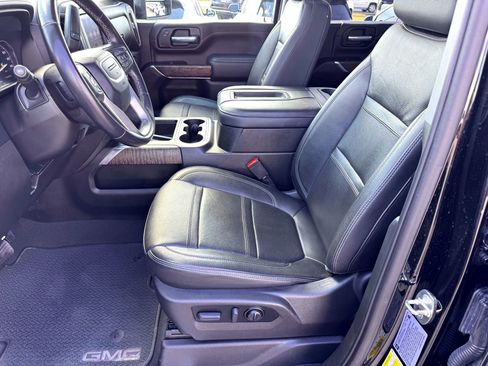 Used 2022 GMC Sierra 3500 Denali image 12