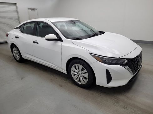 Used 2024 Nissan Sentra S FWD image 11