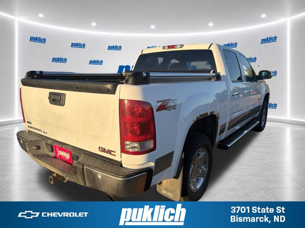 Used 2010 GMC Sierra 1500 SLT w/ All-Terrain Package AWD/4WD image 5