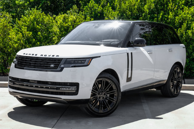 New 2026 Land Rover Range Rover SE AWD/4WD image 2