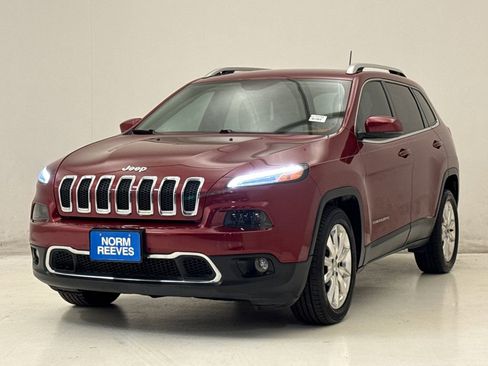 Used 2016 Jeep Cherokee Limited w/ Luxury Group FWD image 2