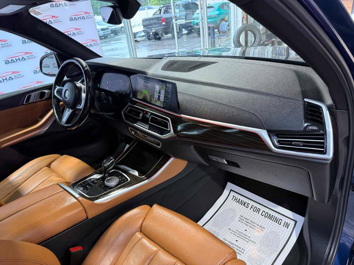 Used 2021 BMW X5 xDrive40i w/ M Sport Package AWD/4WD image 59
