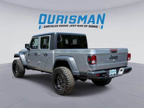 Used 2020 Jeep Gladiator Sport w/ Quick Order Package 24S AWD/4WD image 4