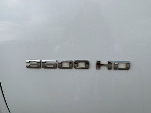 Used 2013 Chevrolet Silverado 3500 4x4 Crew Cab image 17
