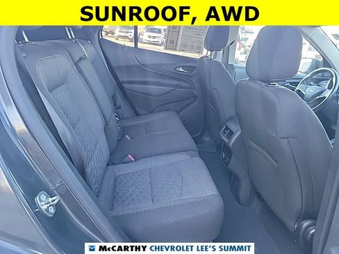 Used 2018 Chevrolet Equinox LT w/ Sun & Infotainment Package image 18