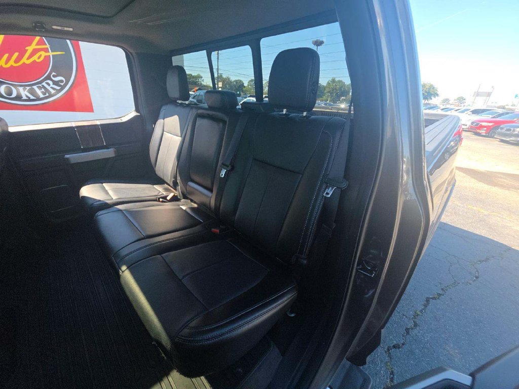 Used 2018 Ford F150 Lariat w/ Equipment Group 502A Luxury AWD/4WD image 6