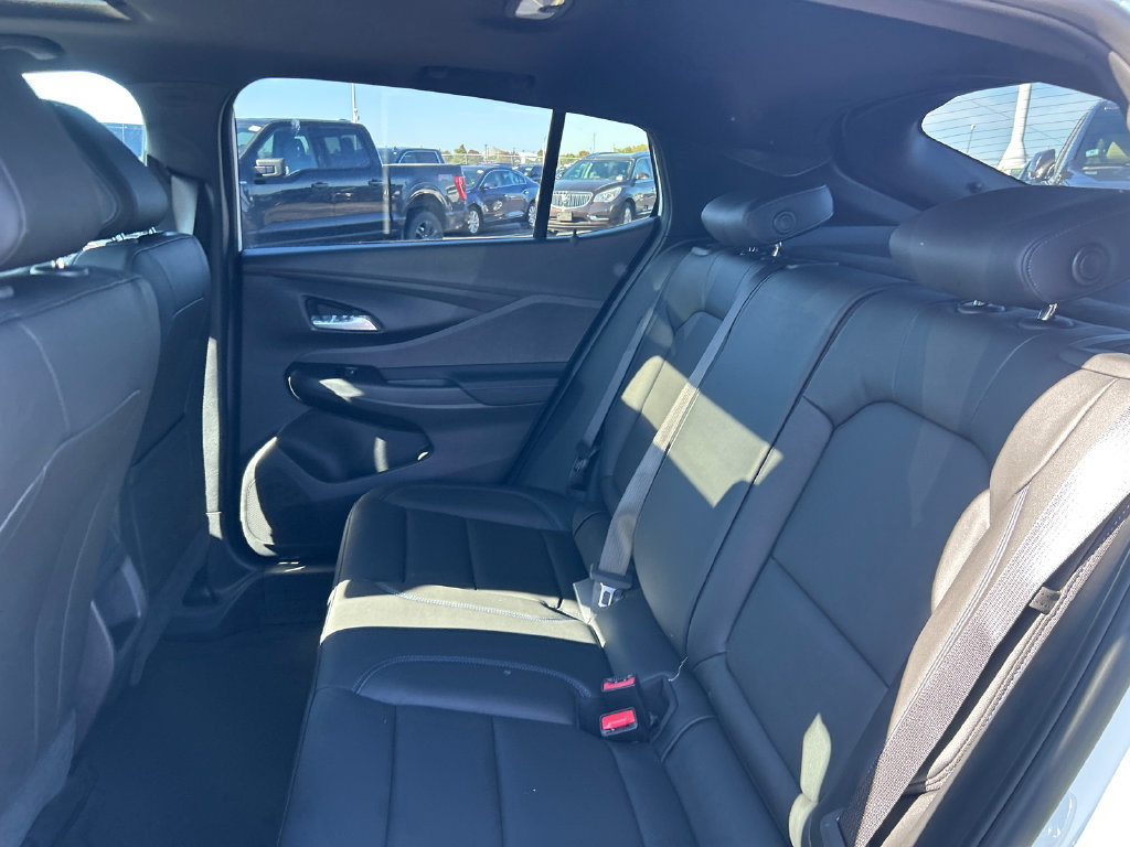 New 2026 Buick Envista Sport Touring w/ Convenience I Package FWD image 33
