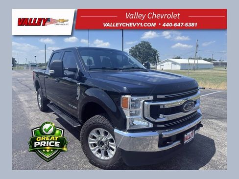 Used 2021 Ford F250 XLT w/ FX4 Off-Road Package AWD/4WD image 1