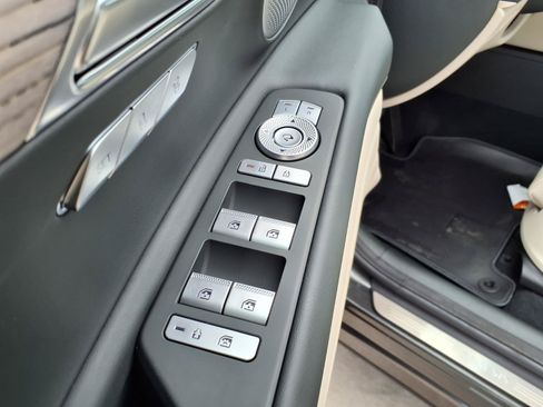 Certified 2026 Genesis GV80 2.5T Advanced AWD/4WD image 21