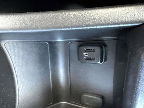 Used 2019 Chevrolet Colorado LT w/ LT Convenience Package image 21