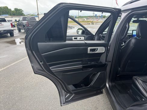 Used 2021 Ford Explorer ST w/ Equipment Group 401A image 16