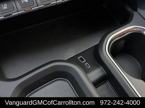 Used 2026 GMC Sierra 2500 Denali Ultimate AWD/4WD image 17