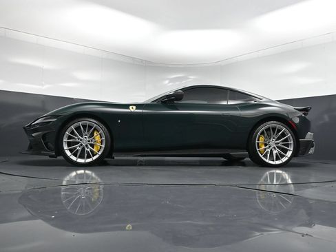 Used 2021 Ferrari Roma RWD image 23