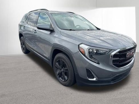 Used 2020 GMC Terrain SLE w/ Driver Convenience Package FWD image 7