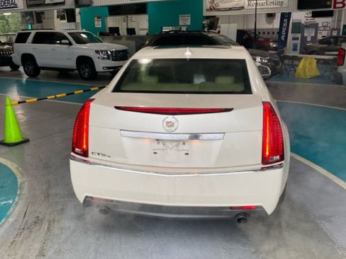 Used 2010 Cadillac CTS Luxury image 5