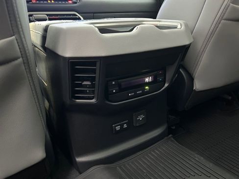 Used 2025 Toyota Sequoia Limited image 37