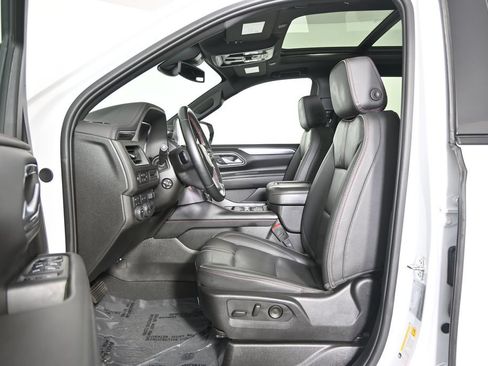 Used 2024 Chevrolet Tahoe RST w/ Luxury Package AWD/4WD image 22
