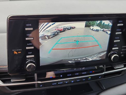 Certified 2023 Toyota Sienna XSE w/ XSE Plus Package AWD/4WD image 15
