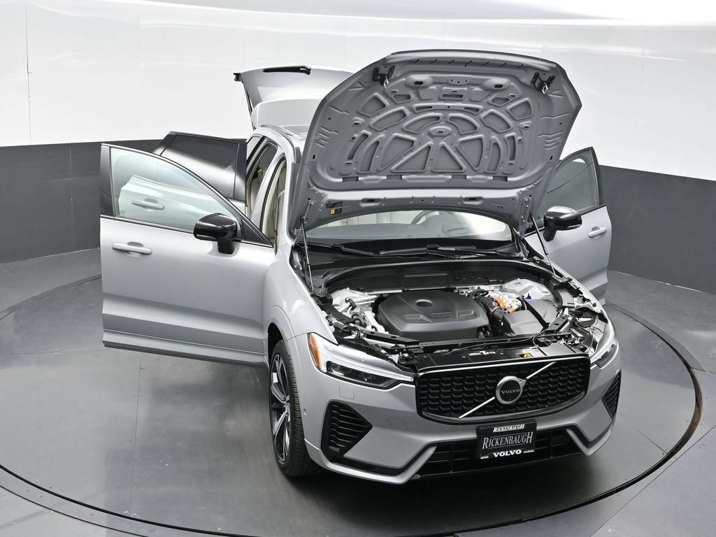 Used 2025 Volvo XC60 T8 Ultra w/ Protection Package Premier AWD/4WD image 40
