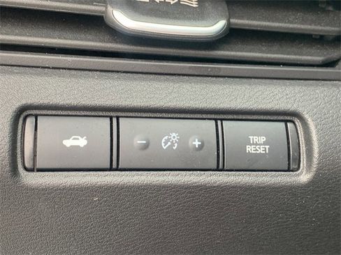 Used 2024 Nissan Altima 2.5 SR image 32