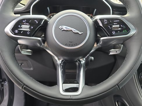 New 2026 Jaguar F-PACE R-Dynamic S image 38