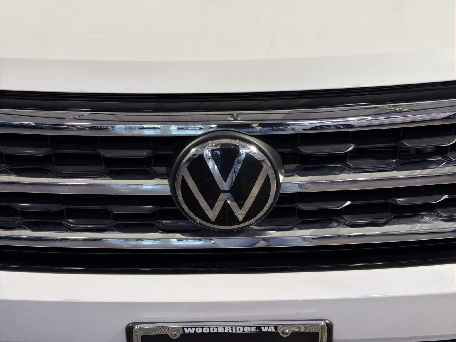 Used 2023 Volkswagen Atlas SEL AWD/4WD image 12
