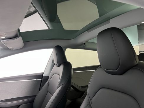 Used 2025 Tesla Model 3 Long Range image 24