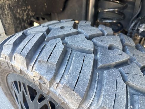 Used 2025 Ford F450 Lariat w/ FX4 Off-Road Package image 11