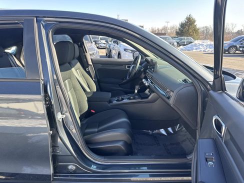 Used 2025 Honda Civic Sport image 13