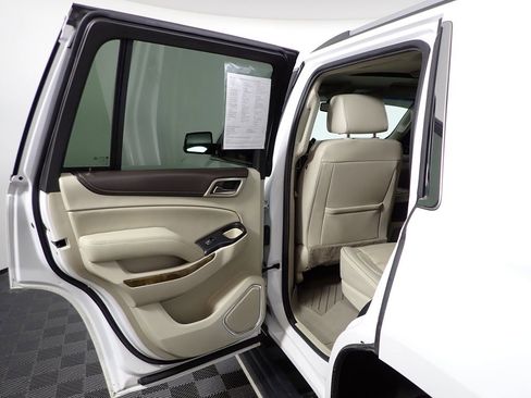 Used 2017 GMC Yukon Denali w/ Open Road Package image 32