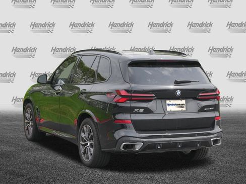 Certified 2024 BMW X5 sDrive40i w/ M Sport Package RWD image 6