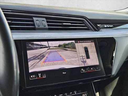 Certified 2024 Audi Q8 e-tron Prestige w/ Prestige Package AWD/4WD image 25