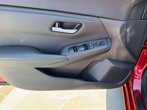 Used 2025 Nissan Sentra SV w/ All-Weather Package FWD image 14