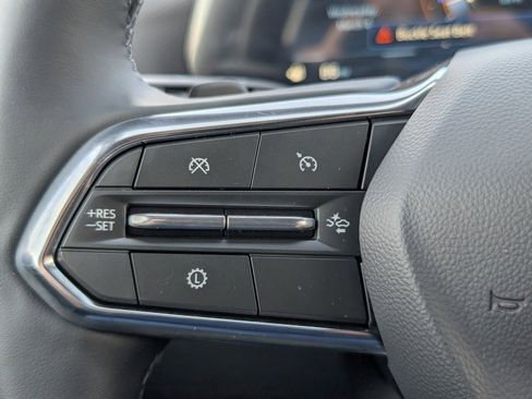 New 2026 Chevrolet Equinox LT w/ Convenience Package II image 16