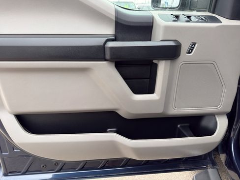 Used 2019 Ford F250 XL w/ STX Appearance Package image 13