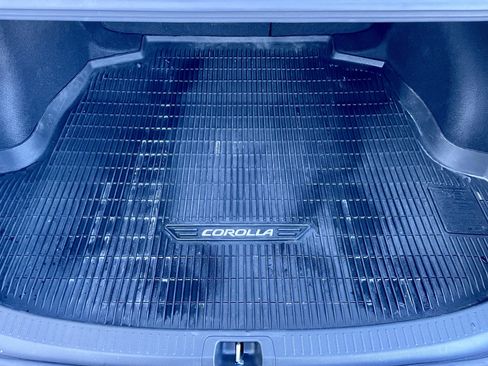 Used 2020 Toyota Corolla SE image 33